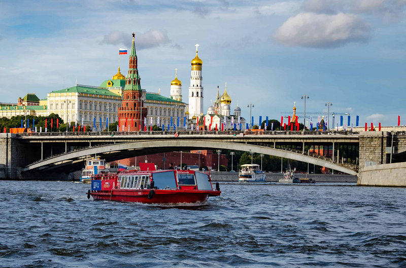 Фото речной прогулки: Речные прогулки на теплоходе
